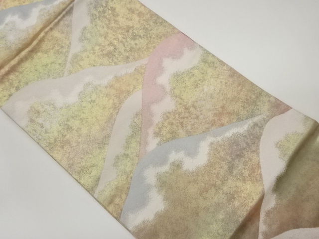 引箔山並み模様織出し名古屋帯